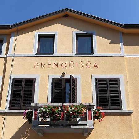 Bed And Breakfast Malovec Divaca Bagian luar foto