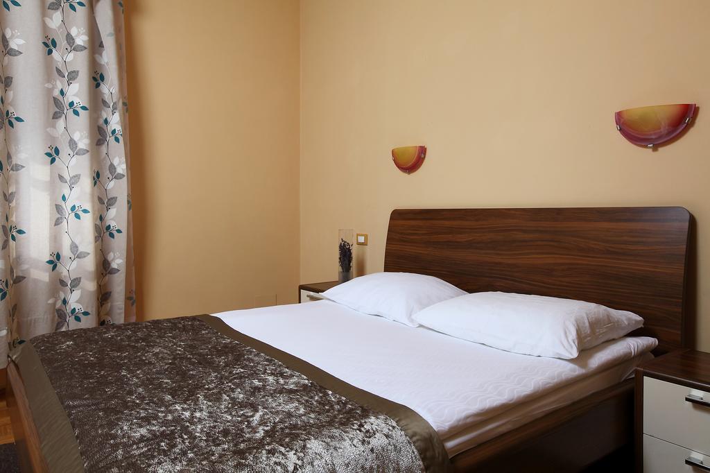 Bed And Breakfast Malovec Divaca Bagian luar foto