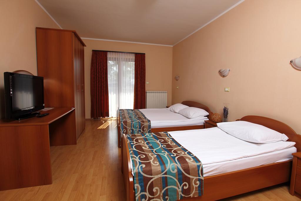 Bed And Breakfast Malovec Divaca Bagian luar foto
