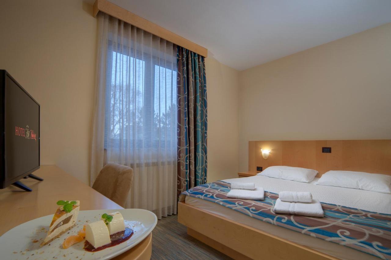 Bed And Breakfast Malovec Divaca Bagian luar foto