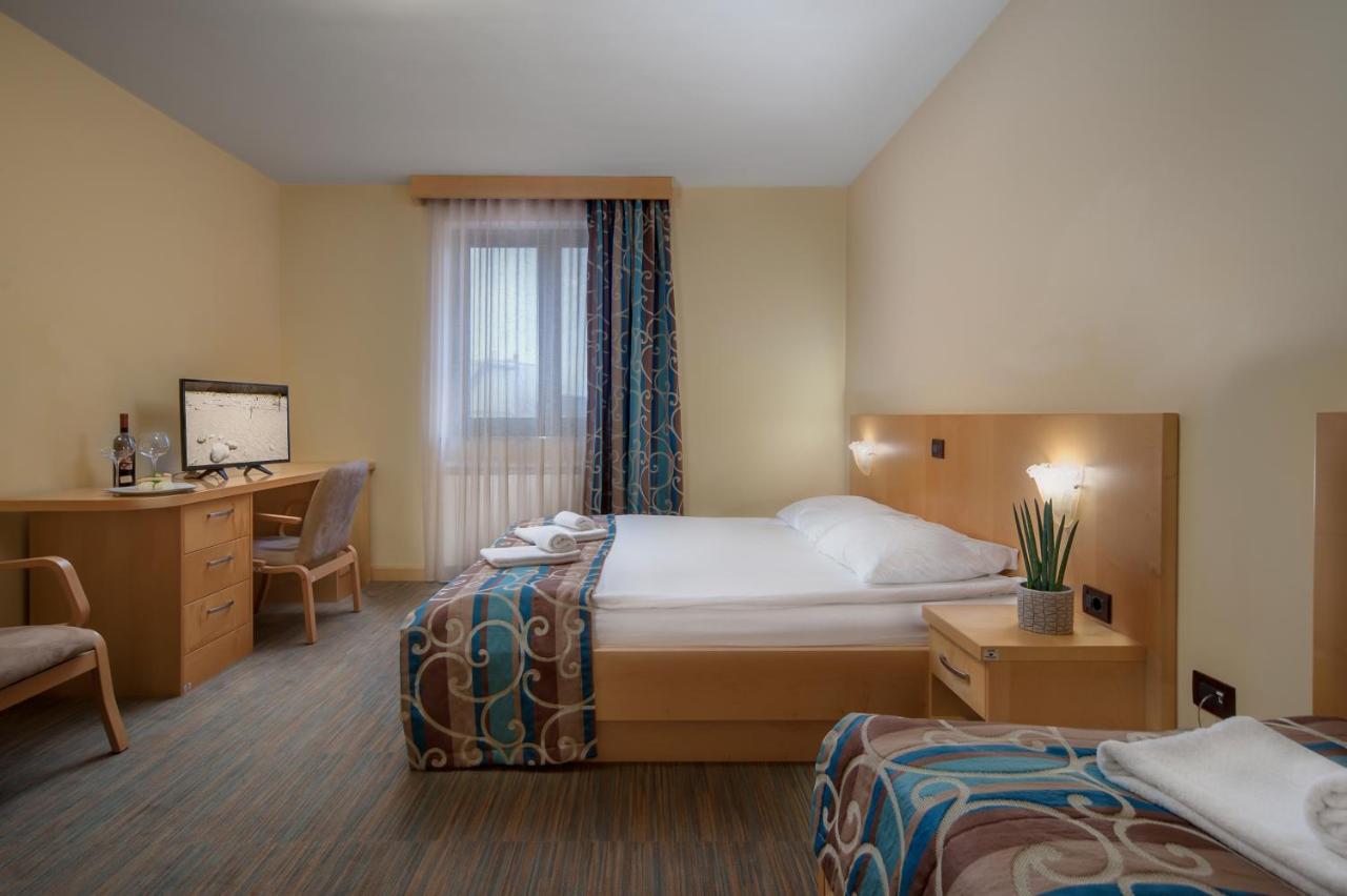 Bed And Breakfast Malovec Divaca Bagian luar foto